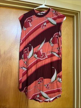 Novella Royale Burgundy and Coral Floral mini Dress